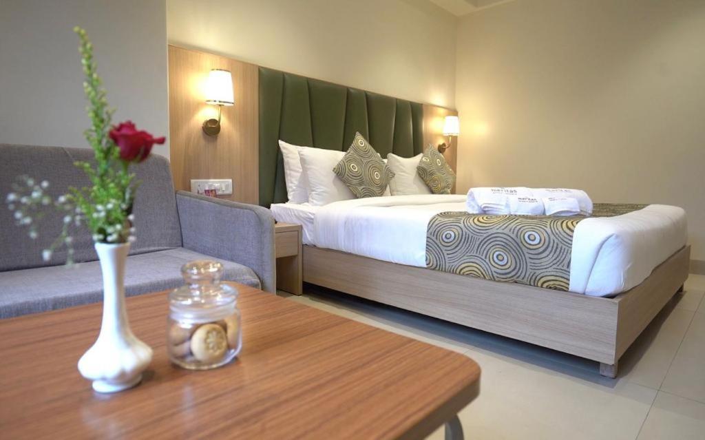 לונבלה Meritas Crystal Resort מראה חיצוני תמונה